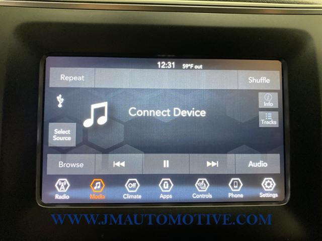 2019 Jeep Cherokee Latitude Plus 4x4, available for sale in Naugatuck, Connecticut | J&M Automotive Sls&Svc LLC. Naugatuck, Connecticut 2019 Jeep Cherokee Latitude Plus 4x4, available for sale in Naugatuck, Connecticut | J&M Automotive Sls&Svc LLC. Naugatuck, Connecticut