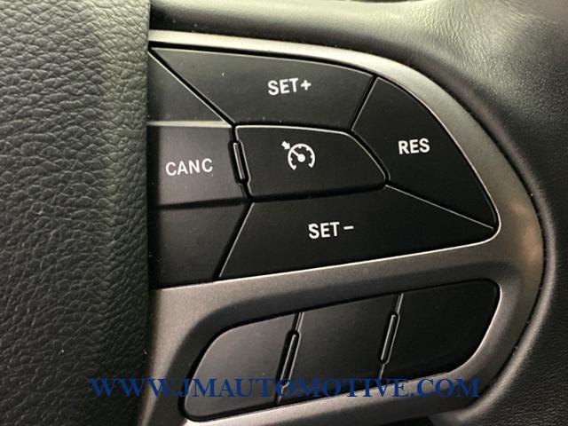 2019 Jeep Cherokee Latitude Plus 4x4, available for sale in Naugatuck, Connecticut | J&M Automotive Sls&Svc LLC. Naugatuck, Connecticut 2019 Jeep Cherokee Latitude Plus 4x4, available for sale in Naugatuck, Connecticut | J&M Automotive Sls&Svc LLC. Naugatuck, Connecticut