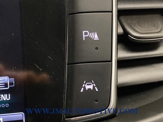 2018 Buick Enclave AWD 4dr Premium, available for sale in Naugatuck, Connecticut | J&M Automotive Sls&Svc LLC. Naugatuck, Connecticut 2018 Buick Enclave AWD 4dr Premium, available for sale in Naugatuck, Connecticut | J&M Automotive Sls&Svc LLC. Naugatuck, Connecticut