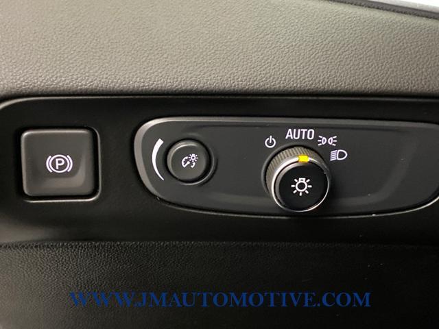 2018 Buick Enclave AWD 4dr Premium, available for sale in Naugatuck, Connecticut | J&M Automotive Sls&Svc LLC. Naugatuck, Connecticut 2018 Buick Enclave AWD 4dr Premium, available for sale in Naugatuck, Connecticut | J&M Automotive Sls&Svc LLC. Naugatuck, Connecticut