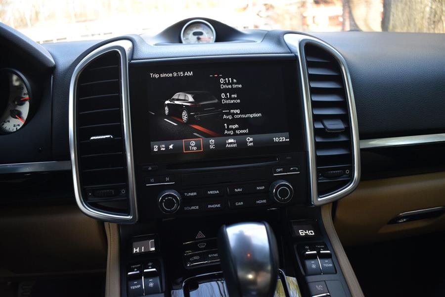 2018 Porsche Cayenne Platinum Edition AWD 4dr SUV, available for sale in Great Neck, New York | Camy Cars. Great Neck, New York 2018 Porsche Cayenne Platinum Edition AWD 4dr SUV, available for sale in Great Neck, New York | Camy Cars. Great Neck, New York