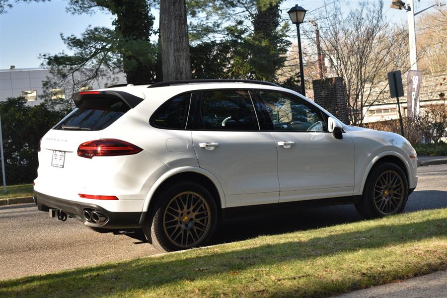 2018 Porsche Cayenne Platinum Edition AWD 4dr SUV, available for sale in Great Neck, New York | Camy Cars. Great Neck, New York 2018 Porsche Cayenne Platinum Edition AWD 4dr SUV, available for sale in Great Neck, New York | Camy Cars. Great Neck, New York
