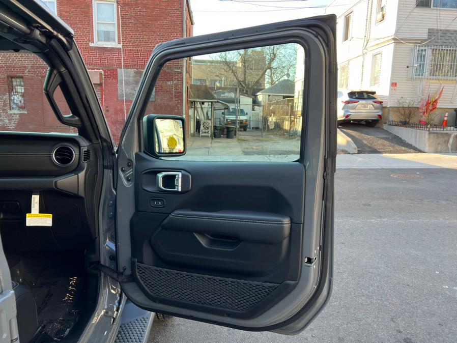2023 Jeep Wrangler 4xe Sahara 4x4, available for sale in Jamaica, New York | Sunrise Autoland. Jamaica, New York 2023 Jeep Wrangler 4xe Sahara 4x4, available for sale in Jamaica, New York | Sunrise Autoland. Jamaica, New York