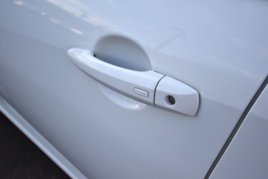 2020 Nissan Altima 2.5 SR Sedan, available for sale in Waterbury, Connecticut | Highline Car Connection. Waterbury, Connecticut 2020 Nissan Altima 2.5 SR Sedan, available for sale in Waterbury, Connecticut | Highline Car Connection. Waterbury, Connecticut