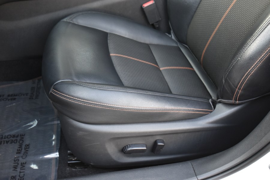 2020 Nissan Altima 2.5 SR Sedan, available for sale in Waterbury, Connecticut | Highline Car Connection. Waterbury, Connecticut 2020 Nissan Altima 2.5 SR Sedan, available for sale in Waterbury, Connecticut | Highline Car Connection. Waterbury, Connecticut