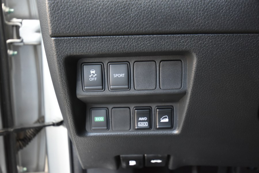 2016 Nissan Rogue AWD 4dr S, available for sale in Waterbury, Connecticut | Highline Car Connection. Waterbury, Connecticut 2016 Nissan Rogue AWD 4dr S, available for sale in Waterbury, Connecticut | Highline Car Connection. Waterbury, Connecticut