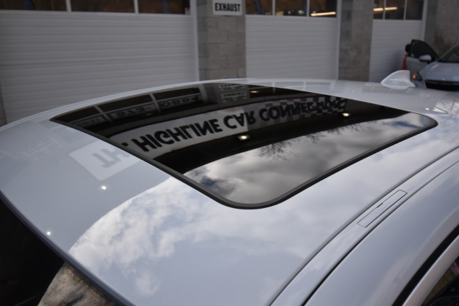 2020 BMW 3 Series 330i xDrive Sedan, available for sale in Waterbury, Connecticut | Highline Car Connection. Waterbury, Connecticut 2020 BMW 3 Series 330i xDrive Sedan, available for sale in Waterbury, Connecticut | Highline Car Connection. Waterbury, Connecticut