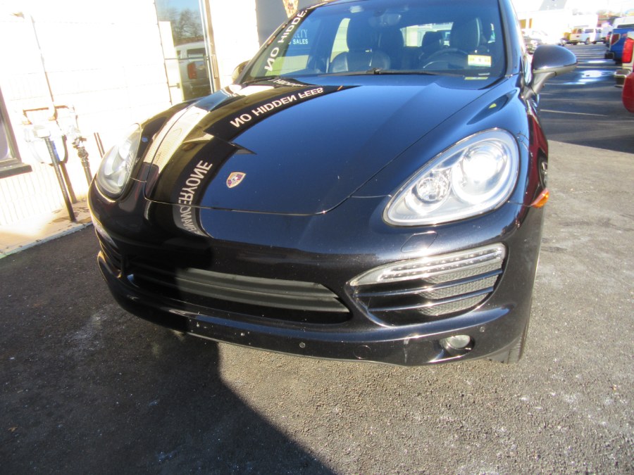 2014 Porsche Cayenne AWD 4dr Tiptronic, available for sale in Little Ferry, New Jersey | Royalty Auto Sales. Little Ferry, New Jersey 2014 Porsche Cayenne AWD 4dr Tiptronic, available for sale in Little Ferry, New Jersey | Royalty Auto Sales. Little Ferry, New Jersey