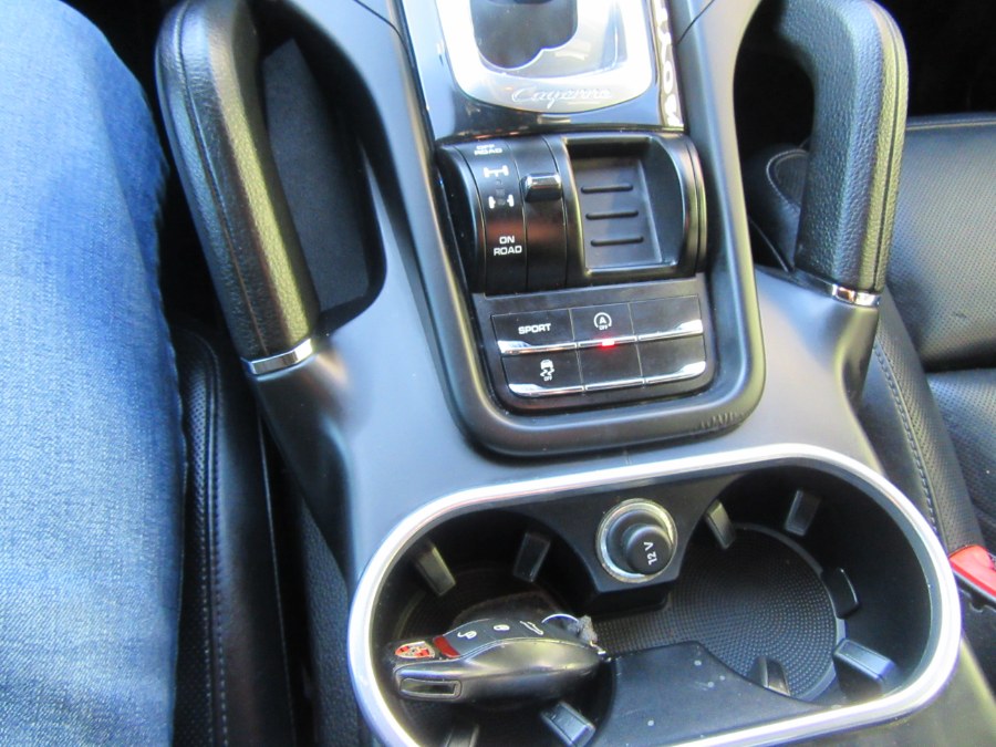 2014 Porsche Cayenne AWD 4dr Tiptronic, available for sale in Little Ferry, New Jersey | Royalty Auto Sales. Little Ferry, New Jersey 2014 Porsche Cayenne AWD 4dr Tiptronic, available for sale in Little Ferry, New Jersey | Royalty Auto Sales. Little Ferry, New Jersey