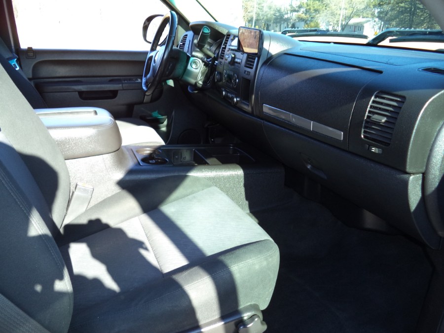 2011 Chevrolet Silverado 1500 4WD Ext Cab 143.5" LT, available for sale in Berlin, Connecticut | International Motorcars llc. Berlin, Connecticut 2011 Chevrolet Silverado 1500 4WD Ext Cab 143.5" LT, available for sale in Berlin, Connecticut | International Motorcars llc. Berlin, Connecticut