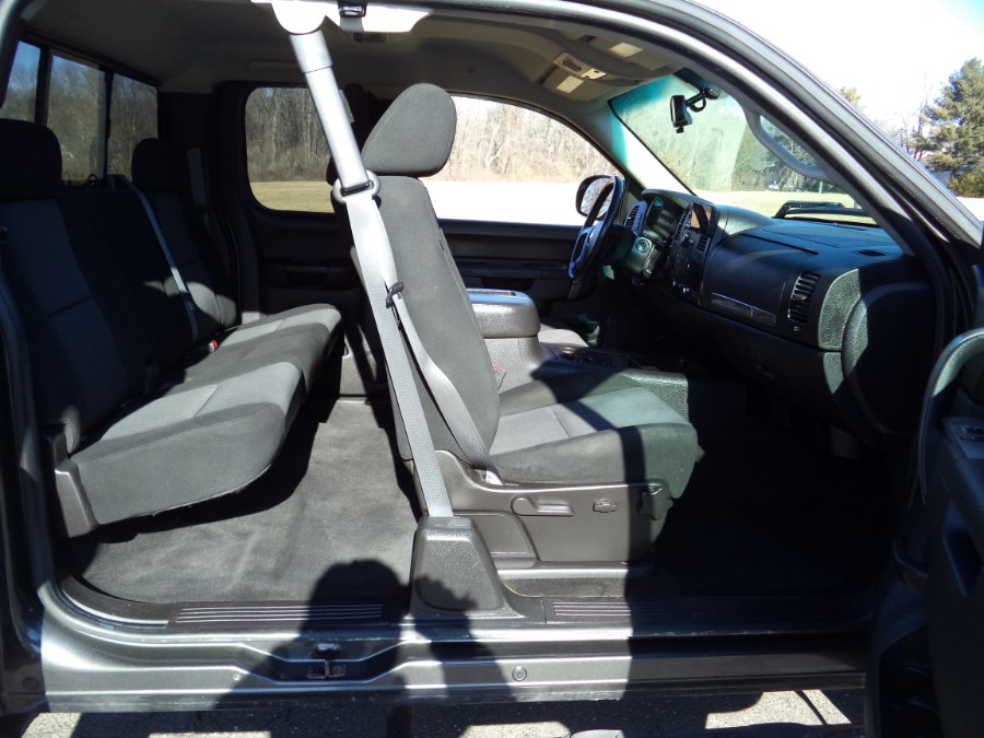 2011 Chevrolet Silverado 1500 4WD Ext Cab 143.5" LT, available for sale in Berlin, Connecticut | International Motorcars llc. Berlin, Connecticut 2011 Chevrolet Silverado 1500 4WD Ext Cab 143.5" LT, available for sale in Berlin, Connecticut | International Motorcars llc. Berlin, Connecticut