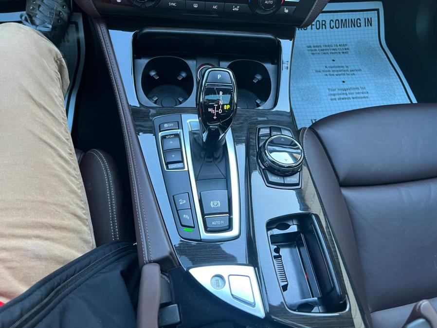 2014 BMW 5 Series 4dr Sdn 550i xDrive AWD, available for sale in East Windsor, Connecticut | Century Auto And Truck. East Windsor, Connecticut 2014 BMW 5 Series 4dr Sdn 550i xDrive AWD, available for sale in East Windsor, Connecticut | Century Auto And Truck. East Windsor, Connecticut