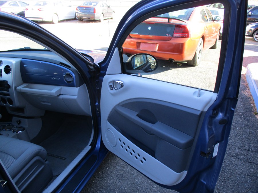 2007 Chrysler PT Cruiser 4dr Wgn Limited, available for sale in Meriden, Connecticut | Cos Central Auto. Meriden, Connecticut 2007 Chrysler PT Cruiser 4dr Wgn Limited, available for sale in Meriden, Connecticut | Cos Central Auto. Meriden, Connecticut