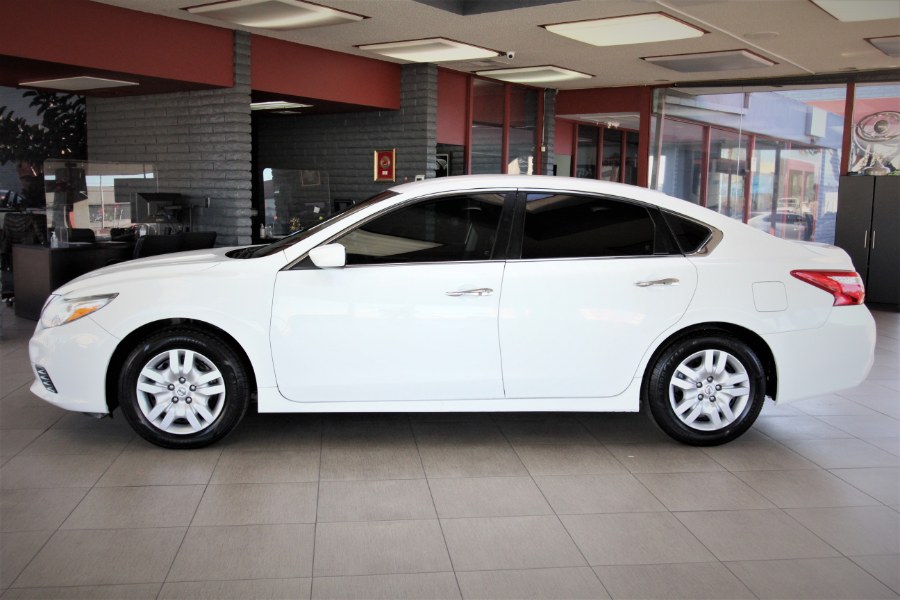 2016 Nissan Altima 4dr Sdn I4 2.5 SR, available for sale in Garden Grove, California | 1 Stop Auto Mart Inc.. Garden Grove, California 2016 Nissan Altima 4dr Sdn I4 2.5 SR, available for sale in Garden Grove, California | 1 Stop Auto Mart Inc.. Garden Grove, California