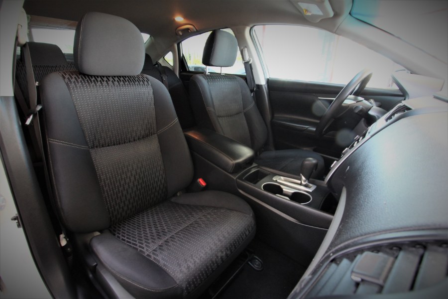 2016 Nissan Altima 4dr Sdn I4 2.5 SR, available for sale in Garden Grove, California | 1 Stop Auto Mart Inc.. Garden Grove, California 2016 Nissan Altima 4dr Sdn I4 2.5 SR, available for sale in Garden Grove, California | 1 Stop Auto Mart Inc.. Garden Grove, California