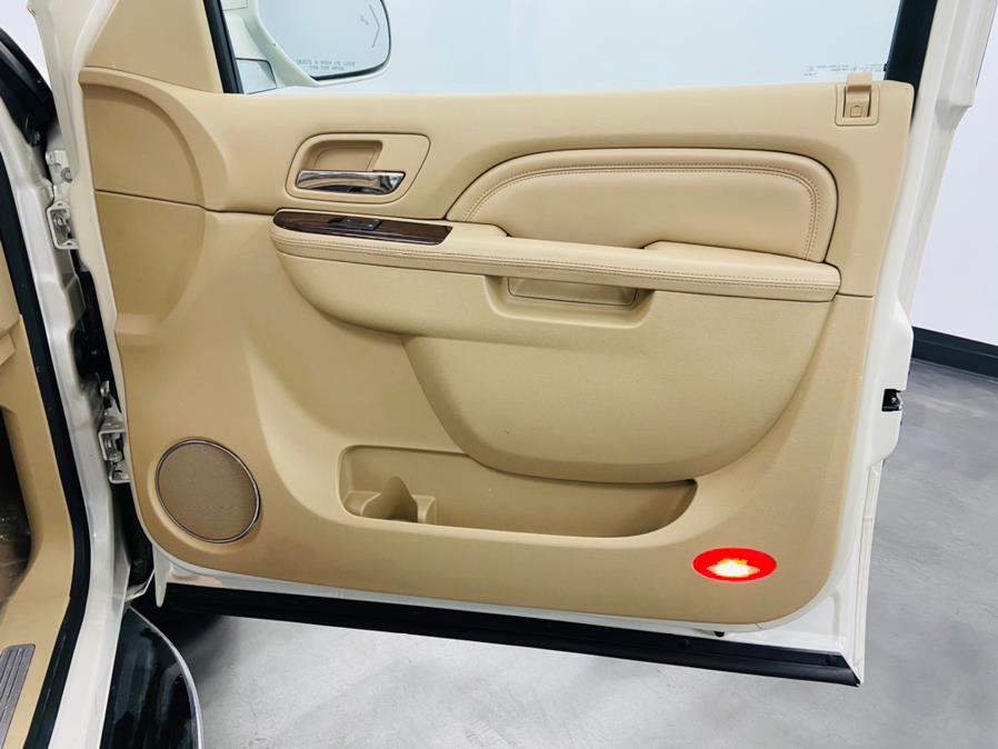 2012 Cadillac Escalade AWD 4dr Luxury, available for sale in Linden, New Jersey | East Coast Auto Group. Linden, New Jersey 2012 Cadillac Escalade AWD 4dr Luxury, available for sale in Linden, New Jersey | East Coast Auto Group. Linden, New Jersey