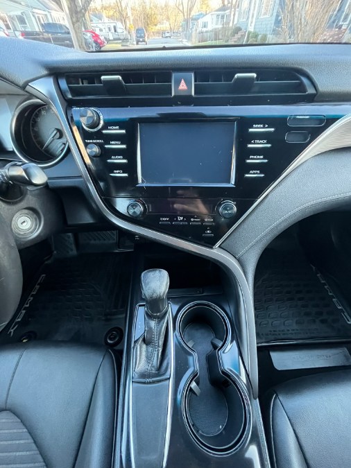 2018 Toyota Camry SE Auto (Natl), available for sale in Lowell, Massachusetts | Revolution Motors . Lowell, Massachusetts 2018 Toyota Camry SE Auto (Natl), available for sale in Lowell, Massachusetts | Revolution Motors . Lowell, Massachusetts