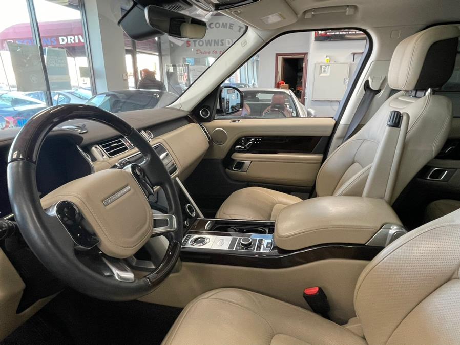 2020 Land Rover Range Rover HSE SWB, available for sale in Inwood, New York | 5 Towns Drive. Inwood, New York 2020 Land Rover Range Rover HSE SWB, available for sale in Inwood, New York | 5 Towns Drive. Inwood, New York