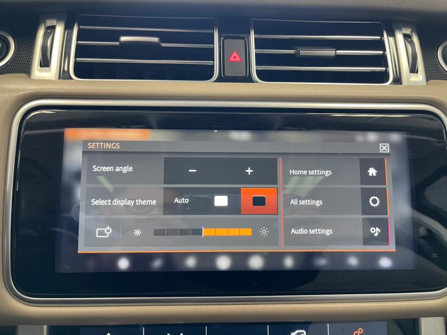 2020 Land Rover Range Rover HSE SWB, available for sale in Inwood, New York | 5 Towns Drive. Inwood, New York 2020 Land Rover Range Rover HSE SWB, available for sale in Inwood, New York | 5 Towns Drive. Inwood, New York