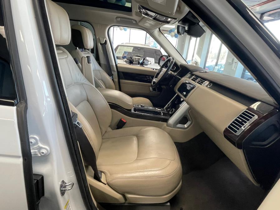 2020 Land Rover Range Rover HSE SWB, available for sale in Inwood, New York | 5 Towns Drive. Inwood, New York 2020 Land Rover Range Rover HSE SWB, available for sale in Inwood, New York | 5 Towns Drive. Inwood, New York