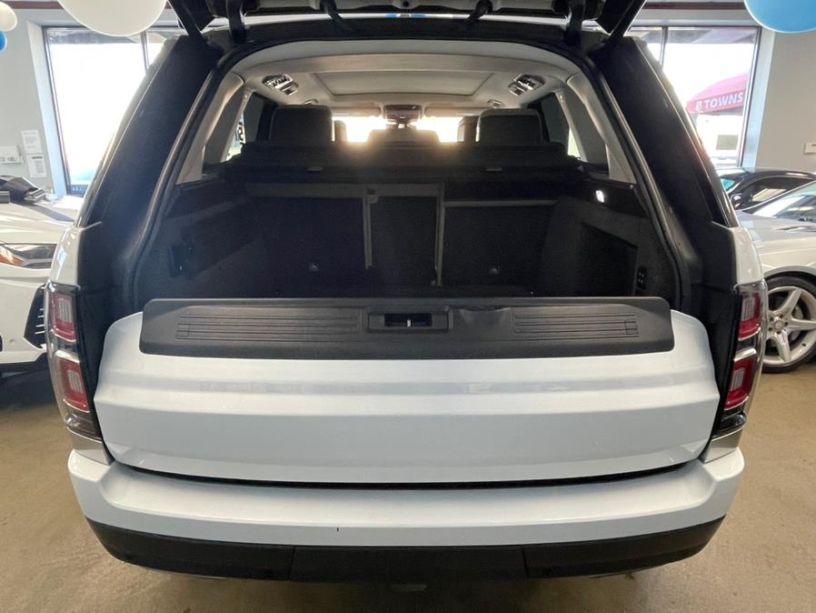 2020 Land Rover Range Rover HSE SWB, available for sale in Inwood, New York | 5 Towns Drive. Inwood, New York 2020 Land Rover Range Rover HSE SWB, available for sale in Inwood, New York | 5 Towns Drive. Inwood, New York