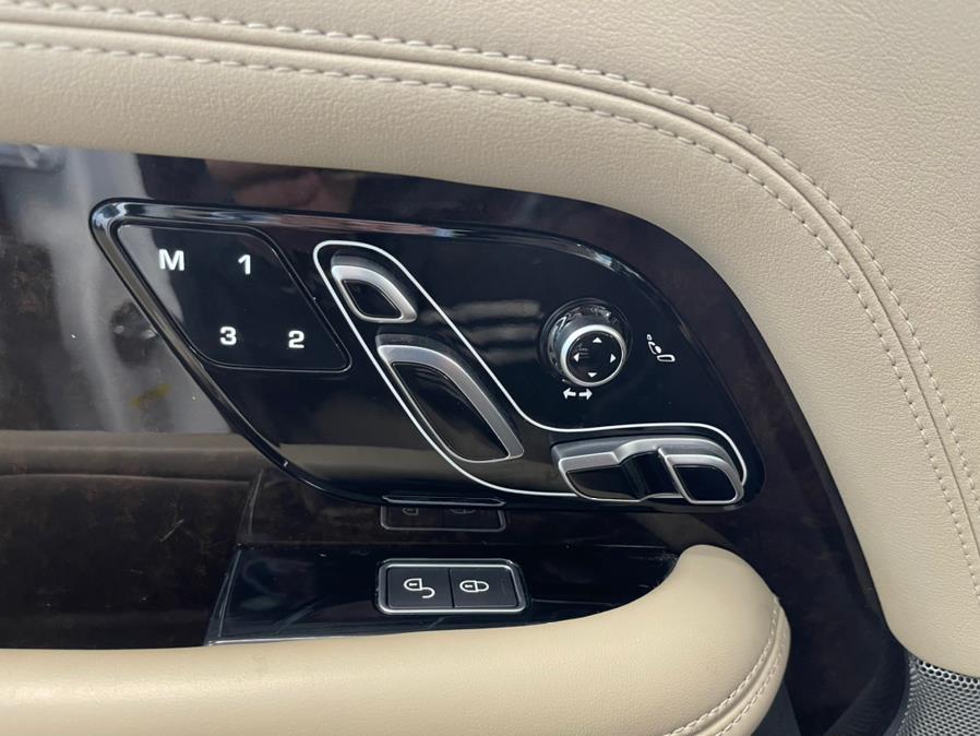 2020 Land Rover Range Rover HSE SWB, available for sale in Inwood, New York | 5 Towns Drive. Inwood, New York 2020 Land Rover Range Rover HSE SWB, available for sale in Inwood, New York | 5 Towns Drive. Inwood, New York