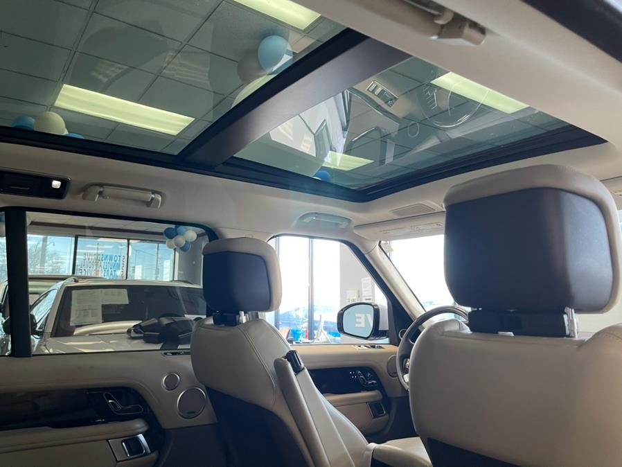 2020 Land Rover Range Rover HSE SWB, available for sale in Inwood, New York | 5 Towns Drive. Inwood, New York 2020 Land Rover Range Rover HSE SWB, available for sale in Inwood, New York | 5 Towns Drive. Inwood, New York