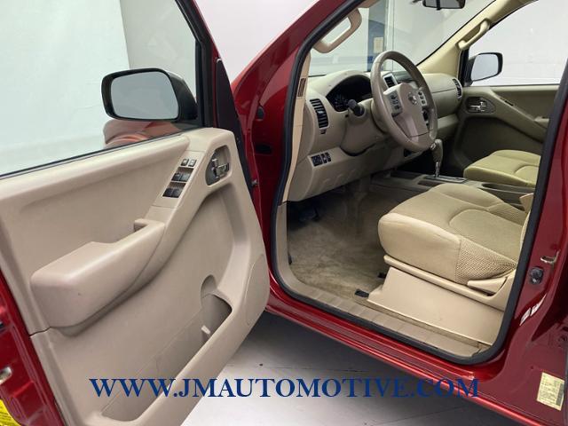 2014 Nissan Frontier 4WD Crew Cab SWB Auto SV, available for sale in Naugatuck, Connecticut | J&M Automotive Sls&Svc LLC. Naugatuck, Connecticut 2014 Nissan Frontier 4WD Crew Cab SWB Auto SV, available for sale in Naugatuck, Connecticut | J&M Automotive Sls&Svc LLC. Naugatuck, Connecticut