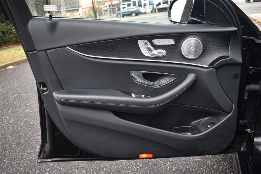 2019 Mercedes-benz E-class E 300 4MATIC AWD 4dr Sedan, available for sale in Great Neck, New York | Camy Cars. Great Neck, New York 2019 Mercedes-benz E-class E 300 4MATIC AWD 4dr Sedan, available for sale in Great Neck, New York | Camy Cars. Great Neck, New York