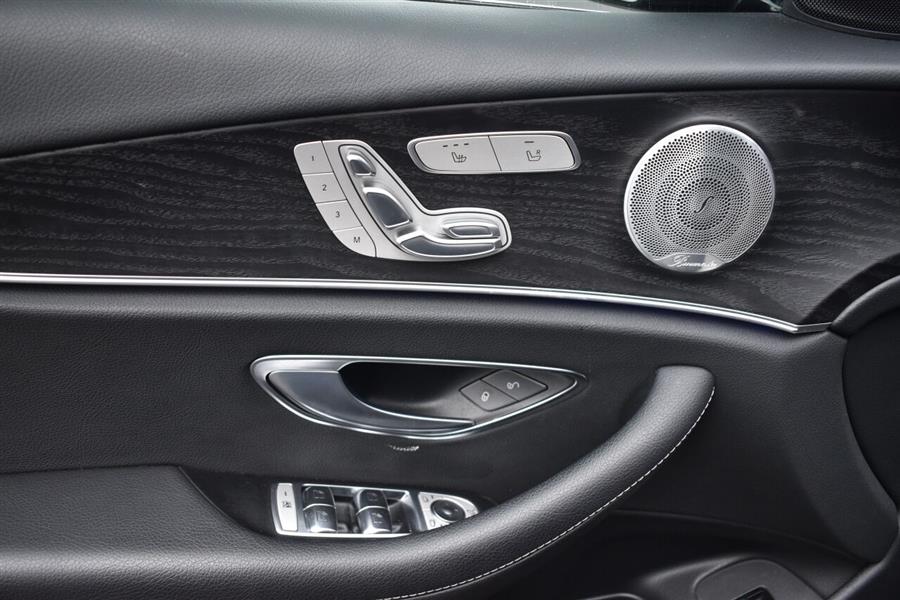 2019 Mercedes-benz E-class E 300 4MATIC AWD 4dr Sedan, available for sale in Great Neck, New York | Camy Cars. Great Neck, New York 2019 Mercedes-benz E-class E 300 4MATIC AWD 4dr Sedan, available for sale in Great Neck, New York | Camy Cars. Great Neck, New York