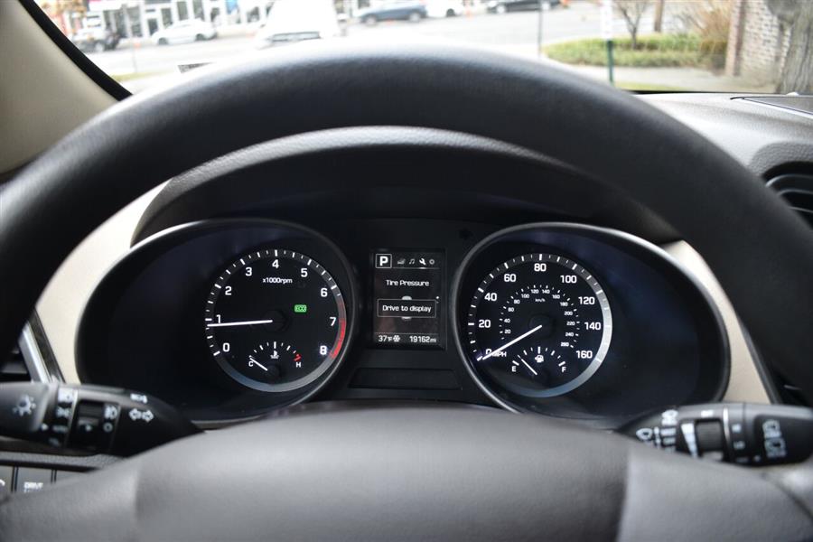 2017 Hyundai Santa Fe Sport 2.4L AWD 4dr SUV, available for sale in Great Neck, New York | Camy Cars. Great Neck, New York 2017 Hyundai Santa Fe Sport 2.4L AWD 4dr SUV, available for sale in Great Neck, New York | Camy Cars. Great Neck, New York
