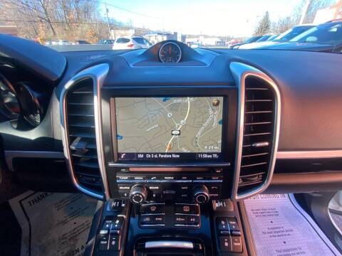 2014 Porsche Cayenne AWD 4dr S Hybrid, available for sale in Bloomingdale, New Jersey | Bloomingdale Auto Group. Bloomingdale, New Jersey 2014 Porsche Cayenne AWD 4dr S Hybrid, available for sale in Bloomingdale, New Jersey | Bloomingdale Auto Group. Bloomingdale, New Jersey