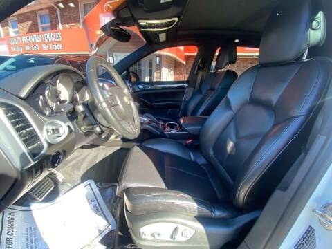 2014 Porsche Cayenne AWD 4dr S Hybrid, available for sale in Bloomingdale, New Jersey | Bloomingdale Auto Group. Bloomingdale, New Jersey 2014 Porsche Cayenne AWD 4dr S Hybrid, available for sale in Bloomingdale, New Jersey | Bloomingdale Auto Group. Bloomingdale, New Jersey