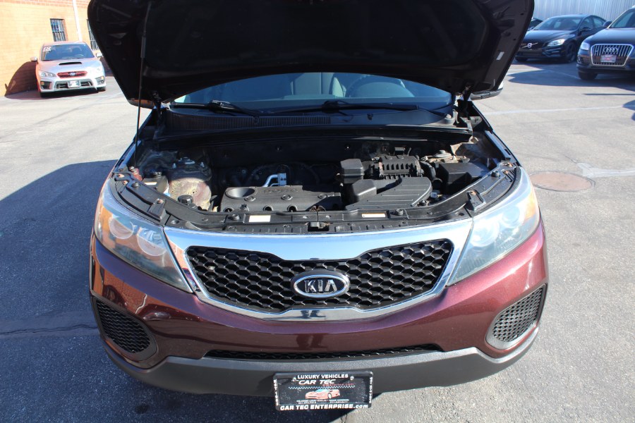 2011 Kia Sorento AWD 4dr I4 LX, available for sale in Deer Park, New York | Car Tec Enterprise Leasing & Sales LLC. Deer Park, New York 2011 Kia Sorento AWD 4dr I4 LX, available for sale in Deer Park, New York | Car Tec Enterprise Leasing & Sales LLC. Deer Park, New York