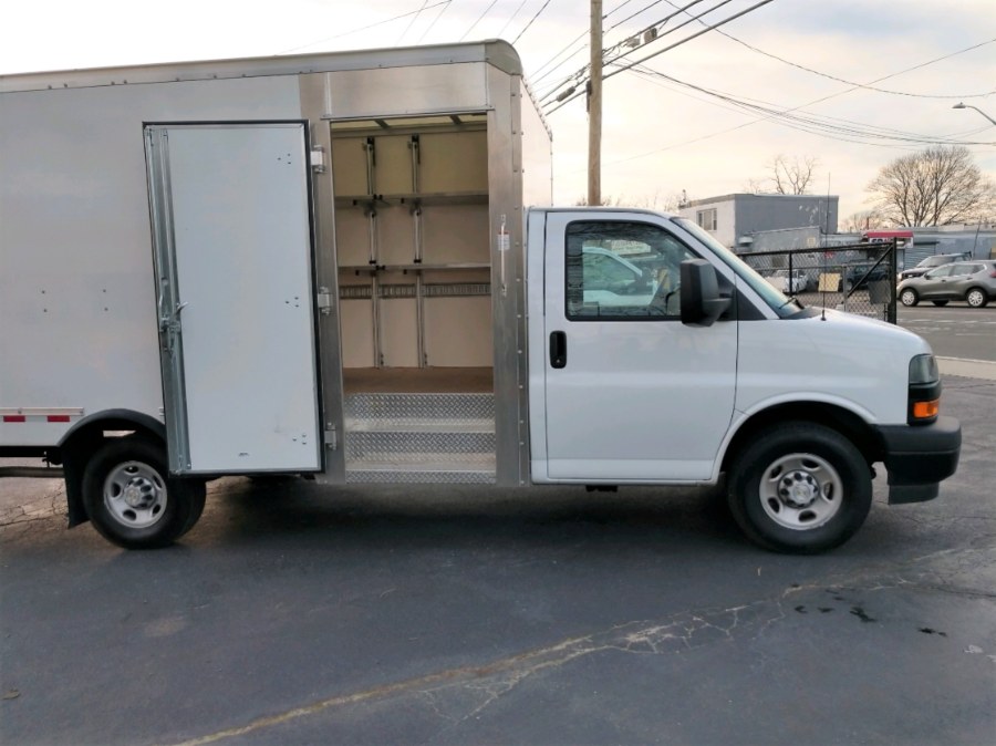 2021 Chevrolet EXPRESS 3500 14 FT BOX TRUCK 3500 Van 159", available for sale in COPIAGUE, New York | Warwick Auto Sales Inc. COPIAGUE, New York 2021 Chevrolet EXPRESS 3500 14 FT BOX TRUCK 3500 Van 159", available for sale in COPIAGUE, New York | Warwick Auto Sales Inc. COPIAGUE, New York