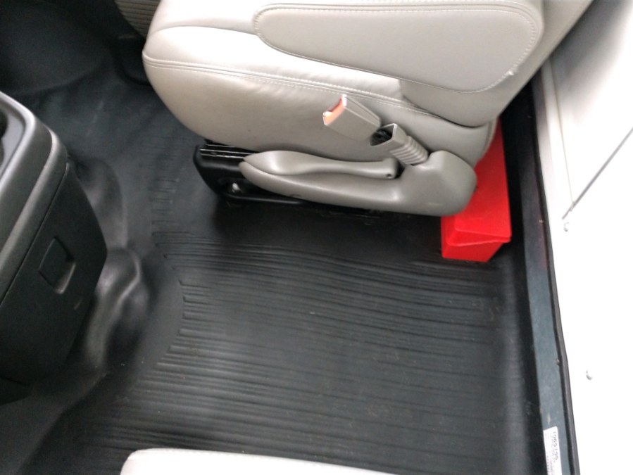 2021 Chevrolet EXPRESS 3500 14 FT BOX TRUCK 3500 Van 159", available for sale in COPIAGUE, New York | Warwick Auto Sales Inc. COPIAGUE, New York 2021 Chevrolet EXPRESS 3500 14 FT BOX TRUCK 3500 Van 159", available for sale in COPIAGUE, New York | Warwick Auto Sales Inc. COPIAGUE, New York