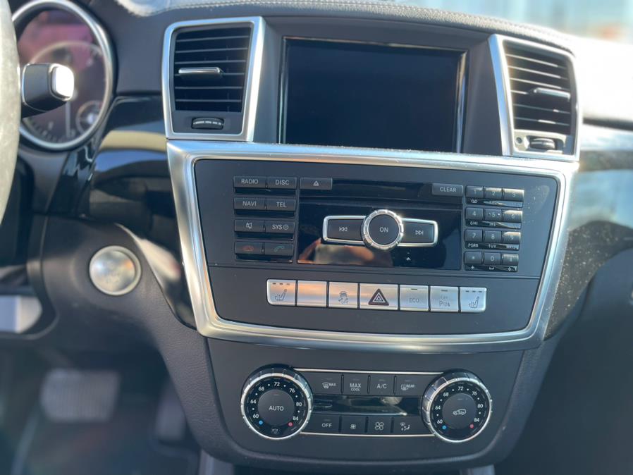 2015 Mercedes-Benz GL450 CLEAN CARFAX!!!. Low Miles!!!, available for sale in Rosedale, New York | Sunrise Auto Sales. Rosedale, New York 2015 Mercedes-Benz GL450 CLEAN CARFAX!!!. Low Miles!!!, available for sale in Rosedale, New York | Sunrise Auto Sales. Rosedale, New York