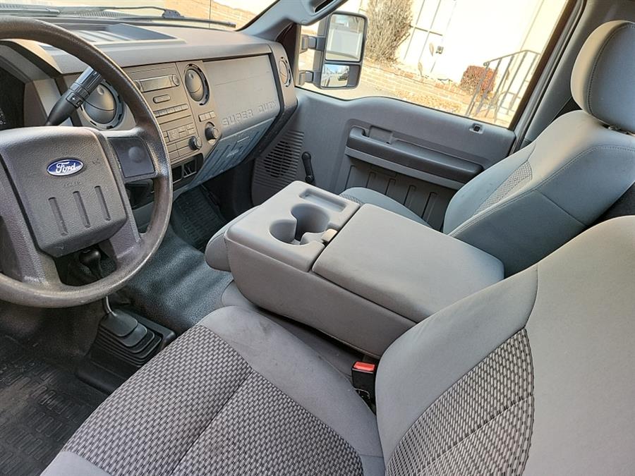 2015 Ford Super Duty F-350 SRW 4WD Reg Cab 137" XL, available for sale in Hartford, Connecticut | Lex Autos LLC. Hartford, Connecticut 2015 Ford Super Duty F-350 SRW 4WD Reg Cab 137" XL, available for sale in Hartford, Connecticut | Lex Autos LLC. Hartford, Connecticut
