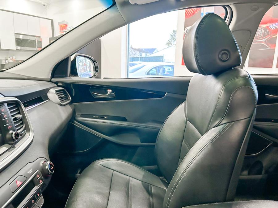 2019 Kia Sorento SX V6 AWD, available for sale in Franklin Square, New York | Luxury Motor Club. Franklin Square, New York 2019 Kia Sorento SX V6 AWD, available for sale in Franklin Square, New York | Luxury Motor Club. Franklin Square, New York