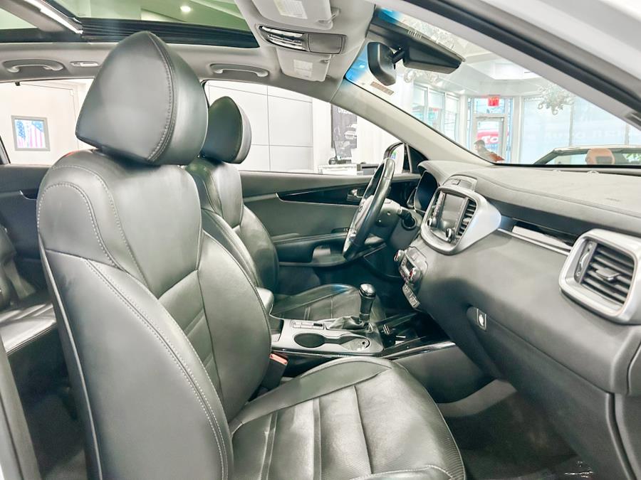 2019 Kia Sorento SX V6 AWD, available for sale in Franklin Square, New York | Luxury Motor Club. Franklin Square, New York 2019 Kia Sorento SX V6 AWD, available for sale in Franklin Square, New York | Luxury Motor Club. Franklin Square, New York