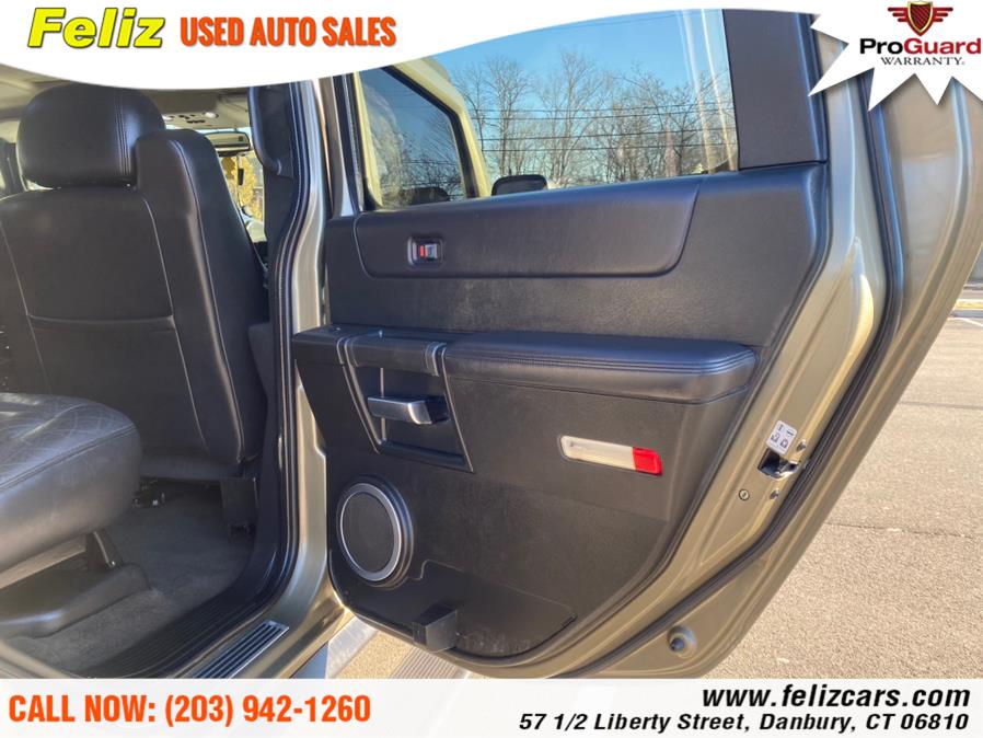 2006 HUMMER H2 4dr Wgn 4WD SUT, available for sale in Danbury, Connecticut | Feliz Used Auto Sales. Danbury, Connecticut 2006 HUMMER H2 4dr Wgn 4WD SUT, available for sale in Danbury, Connecticut | Feliz Used Auto Sales. Danbury, Connecticut