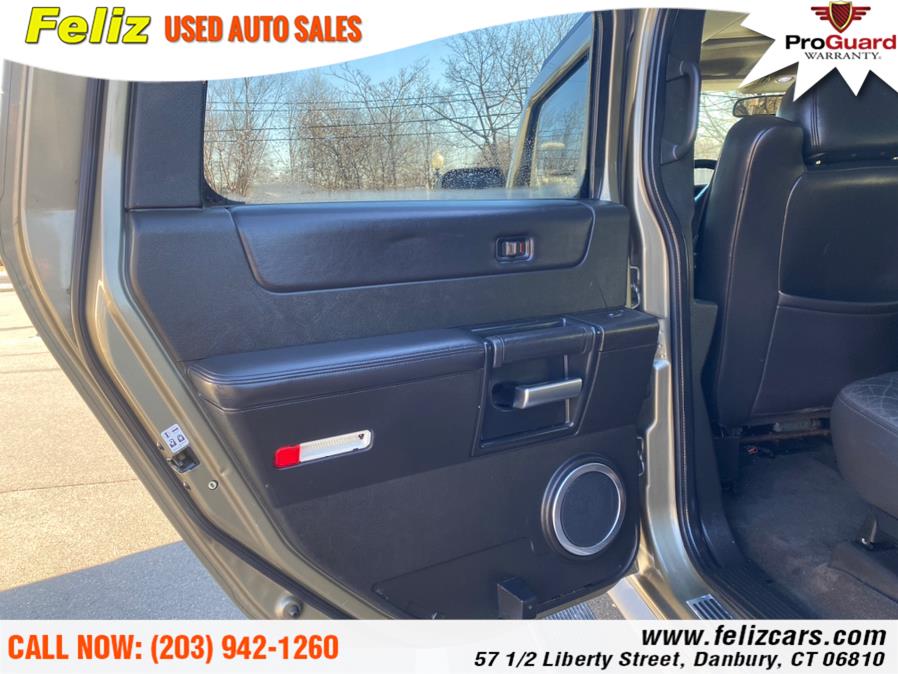2006 HUMMER H2 4dr Wgn 4WD SUT, available for sale in Danbury, Connecticut | Feliz Used Auto Sales. Danbury, Connecticut 2006 HUMMER H2 4dr Wgn 4WD SUT, available for sale in Danbury, Connecticut | Feliz Used Auto Sales. Danbury, Connecticut