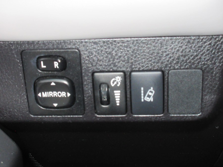 2017 Toyota RAV4 XLE AWD (Natl), available for sale in Linden, New Jersey | Route 27 Auto Mall. Linden, New Jersey 2017 Toyota RAV4 XLE AWD (Natl), available for sale in Linden, New Jersey | Route 27 Auto Mall. Linden, New Jersey