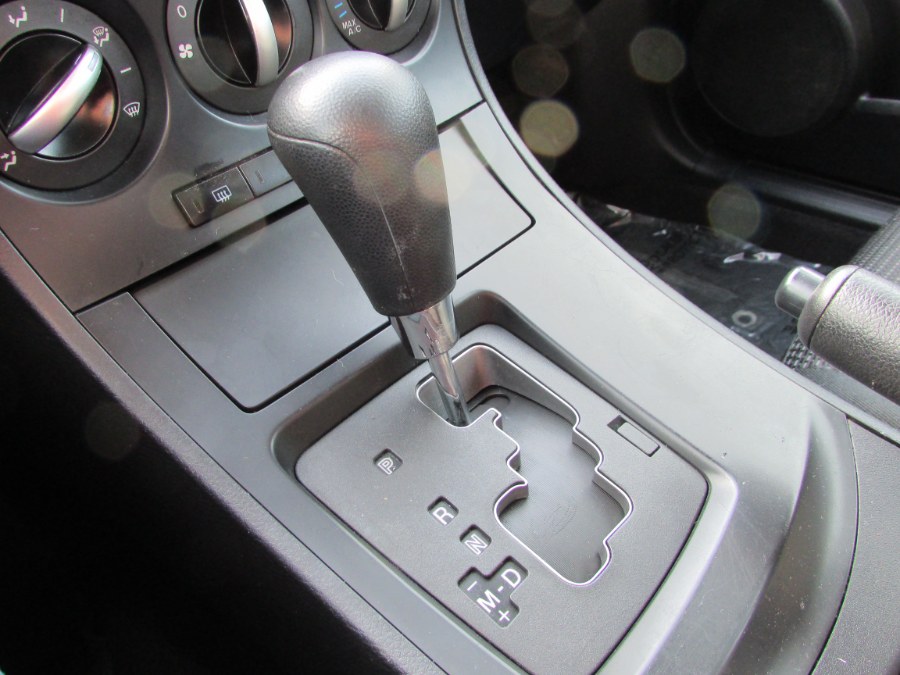 2013 Mazda Mazda3 4dr Sdn Auto i SV, available for sale in East Windsor, Connecticut | United Auto Sales of E Windsor, Inc. East Windsor, Connecticut 2013 Mazda Mazda3 4dr Sdn Auto i SV, available for sale in East Windsor, Connecticut | United Auto Sales of E Windsor, Inc. East Windsor, Connecticut
