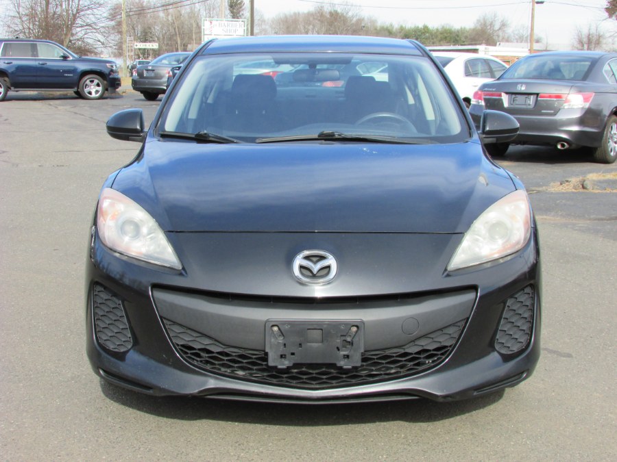 2013 Mazda Mazda3 4dr Sdn Auto i SV, available for sale in East Windsor, Connecticut | United Auto Sales of E Windsor, Inc. East Windsor, Connecticut 2013 Mazda Mazda3 4dr Sdn Auto i SV, available for sale in East Windsor, Connecticut | United Auto Sales of E Windsor, Inc. East Windsor, Connecticut