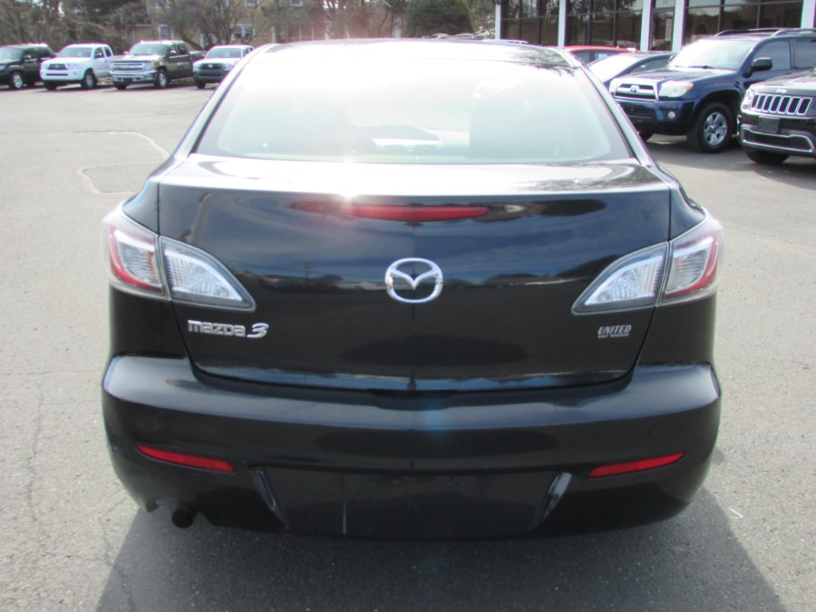2013 Mazda Mazda3 4dr Sdn Auto i SV, available for sale in East Windsor, Connecticut | United Auto Sales of E Windsor, Inc. East Windsor, Connecticut 2013 Mazda Mazda3 4dr Sdn Auto i SV, available for sale in East Windsor, Connecticut | United Auto Sales of E Windsor, Inc. East Windsor, Connecticut