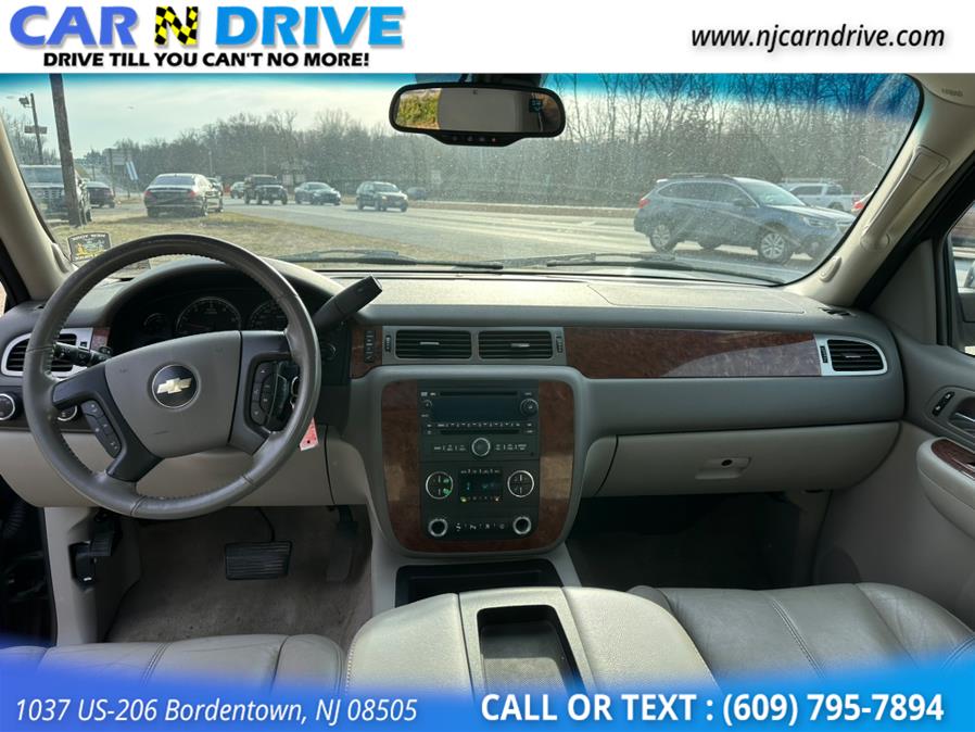 2007 Chevrolet Suburban LTZ 1500 4WD, available for sale in Bordentown, New Jersey | Car N Drive. Bordentown, New Jersey 2007 Chevrolet Suburban LTZ 1500 4WD, available for sale in Bordentown, New Jersey | Car N Drive. Bordentown, New Jersey
