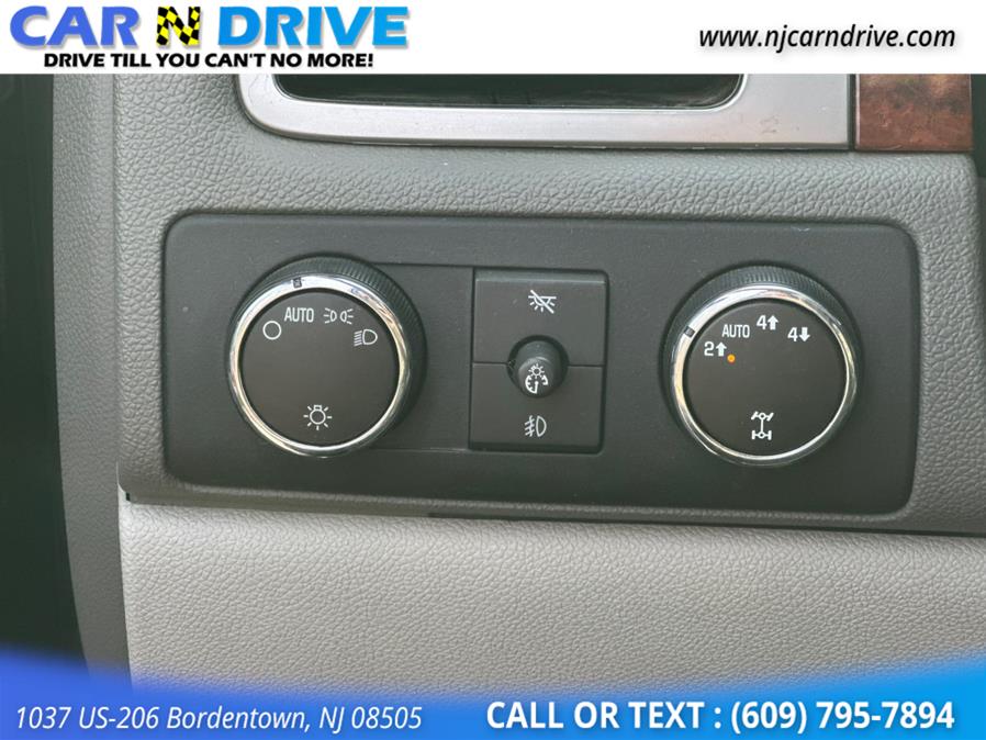 2007 Chevrolet Suburban LTZ 1500 4WD, available for sale in Bordentown, New Jersey | Car N Drive. Bordentown, New Jersey 2007 Chevrolet Suburban LTZ 1500 4WD, available for sale in Bordentown, New Jersey | Car N Drive. Bordentown, New Jersey