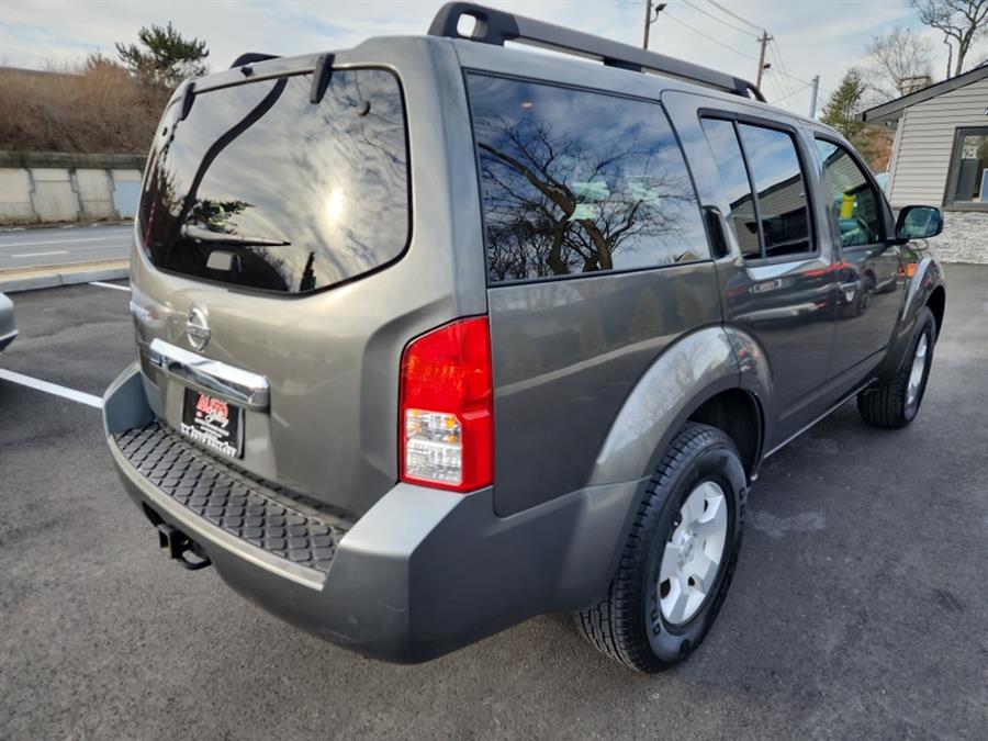 2008 Nissan Pathfinder 4WD 4dr V6 SE, available for sale in Islip, New York | L.I. Auto Gallery. Islip, New York 2008 Nissan Pathfinder 4WD 4dr V6 SE, available for sale in Islip, New York | L.I. Auto Gallery. Islip, New York