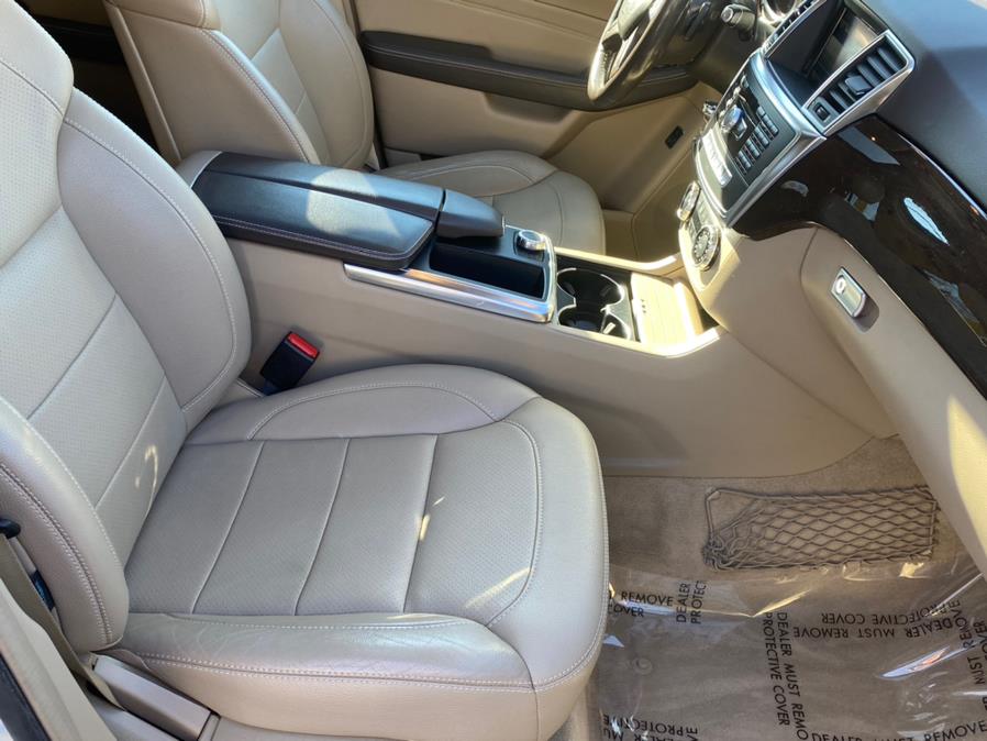 2014 Mercedes-Benz M-Class 4MATIC 4dr ML 350, available for sale in Canton, Connecticut | Lava Motors 2 Inc. Canton, Connecticut 2014 Mercedes-Benz M-Class 4MATIC 4dr ML 350, available for sale in Canton, Connecticut | Lava Motors 2 Inc. Canton, Connecticut